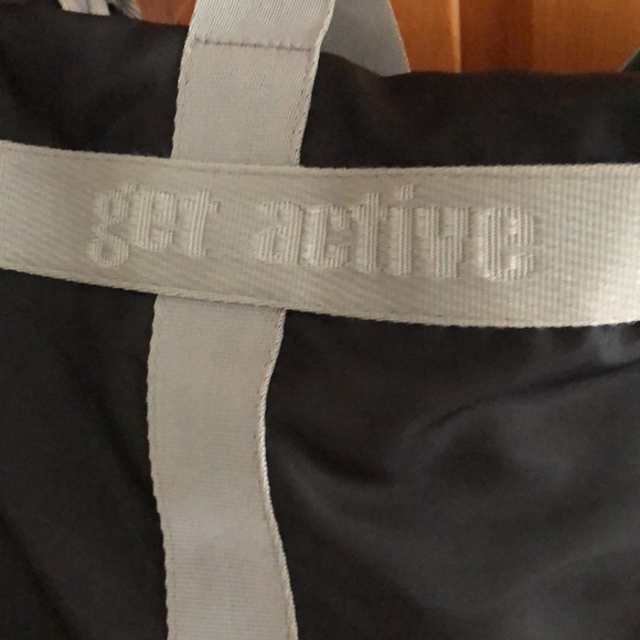 Old Navy Gym Bag Black/grey get going , get active logo on trim on both sides! - Picture 2 of 12
